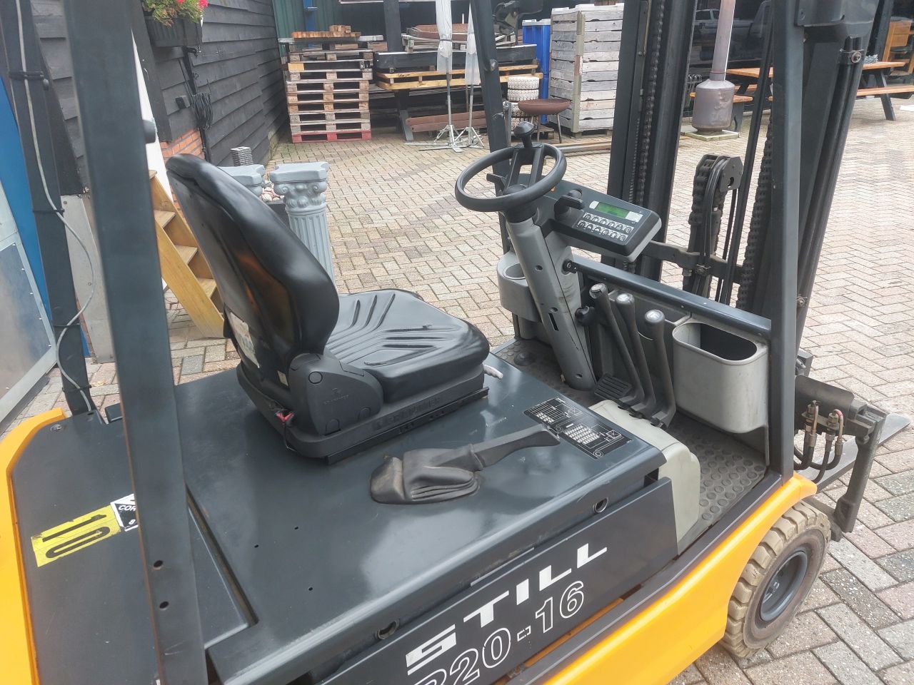 Still R20-16 triplex sideshift