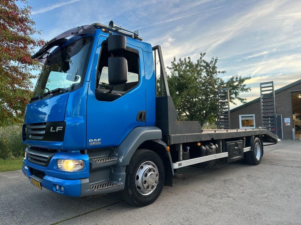 DAF FA LF55 .220 / NL TRUCK / EURO 5 / MACHINETRANSPORT / 12 TON / AUTOMAAT / AIRCO AT1072