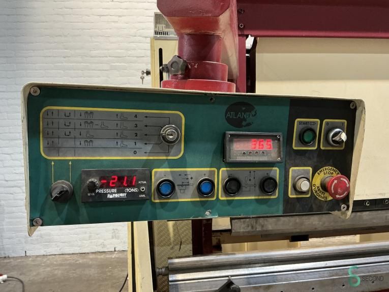 Press brakes Atlantic HPT 30135 1996