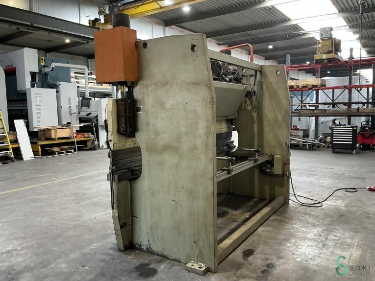 Press brakes Safan SK 110-3100 1979