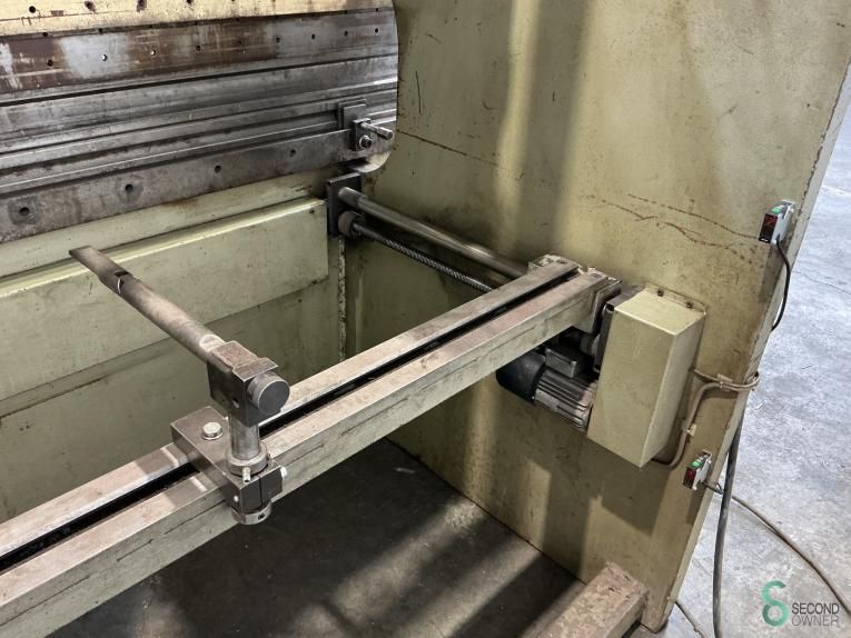 Press brakes Safan SK 110-3100 1979