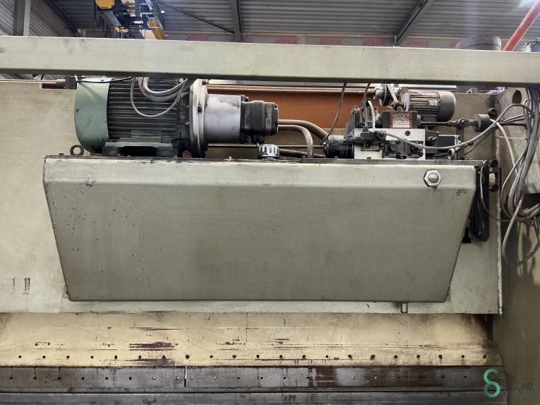Press brakes Safan SK 110-3100 1979