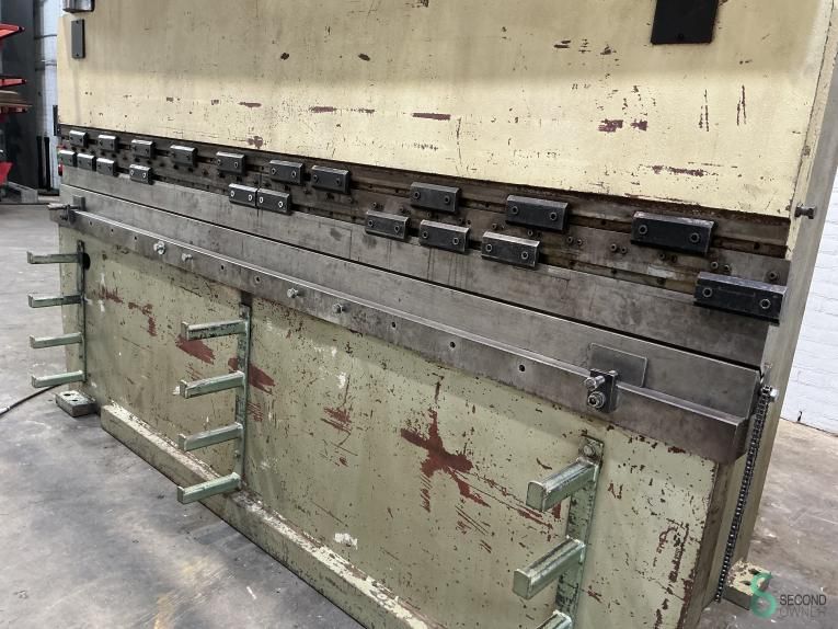 Press brakes Safan SK 110-3100 1979