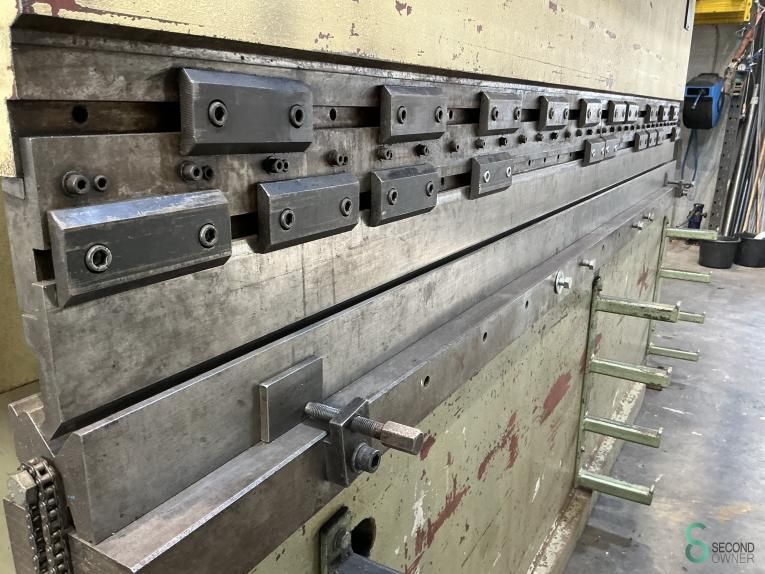 Press brakes Safan SK 110-3100 1979