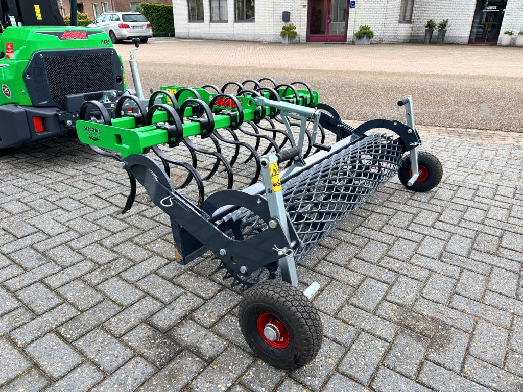 Avant Getrokken Cultivator 1500