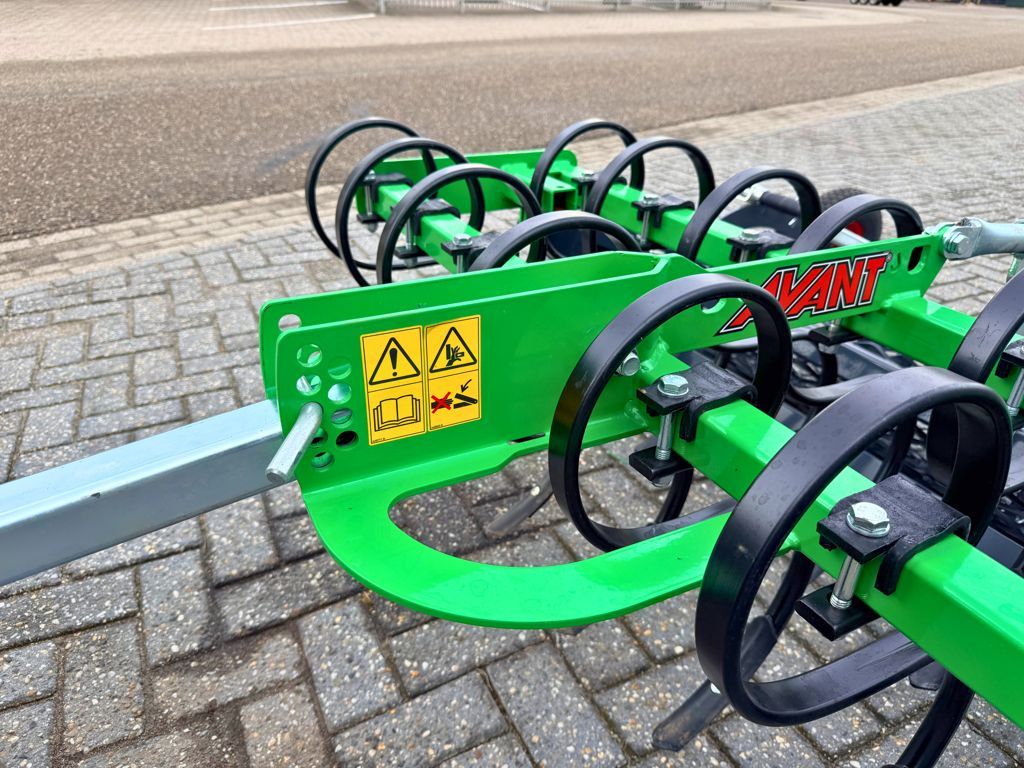 Avant Getrokken Cultivator 1500