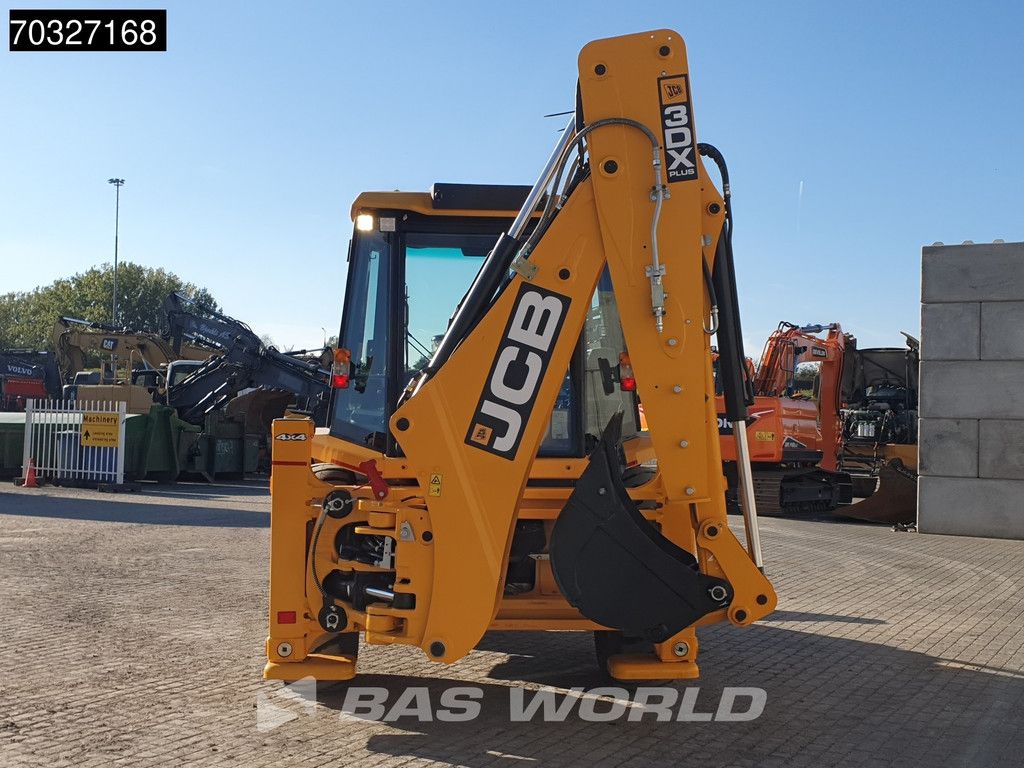 JCB 3DX PLUS