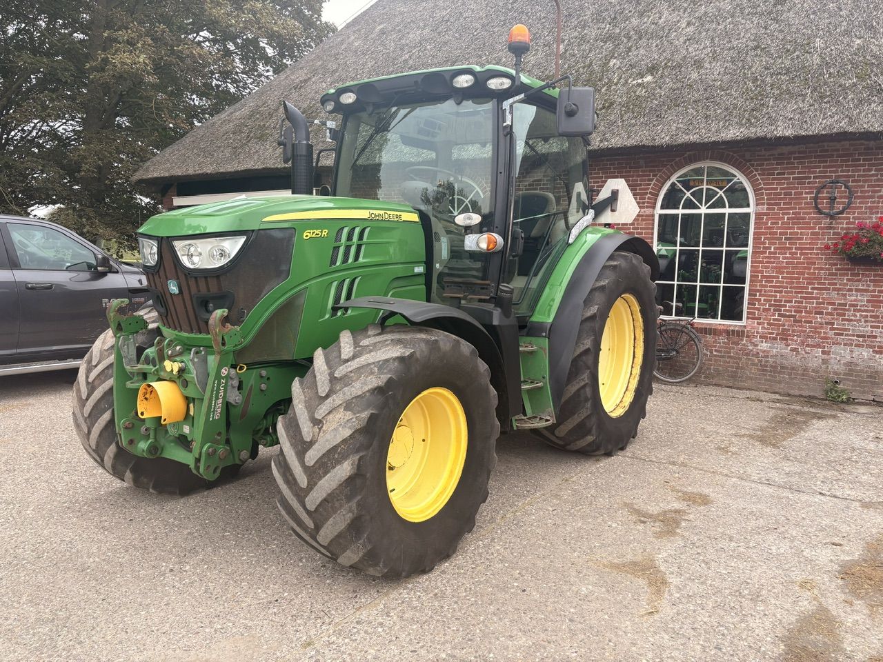 John deere 6125R