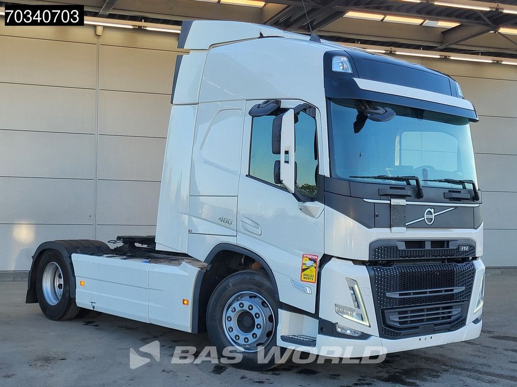 Volvo FM 460 4X2 Globe 2x Tanks Navi