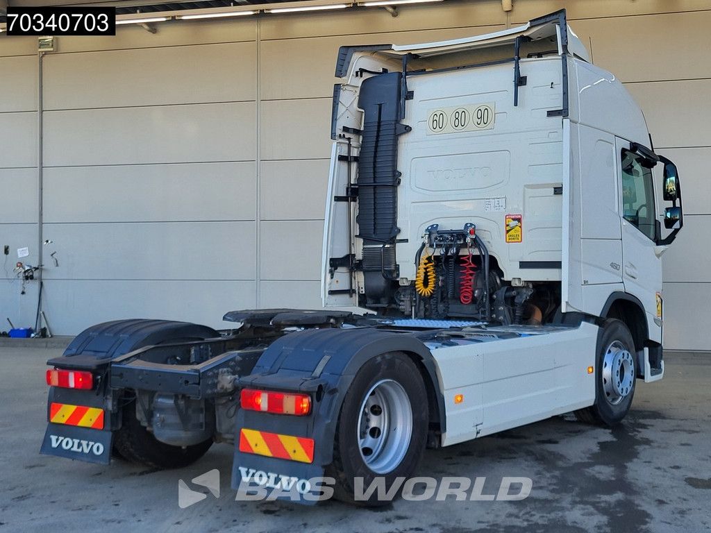 Volvo FM 460 4X2 Globe 2x Tanks Navi