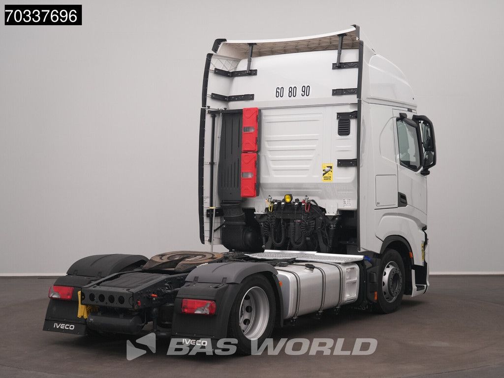 Iveco S-Way 460 4X2 Mega 2x Tanks Standklima Navi ACC