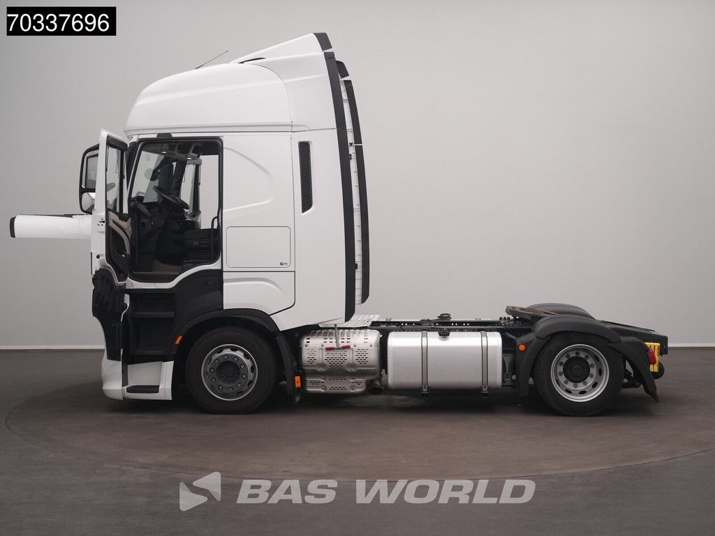 Iveco S-Way 460 4X2 Mega 2x Tanks Standklima Navi ACC