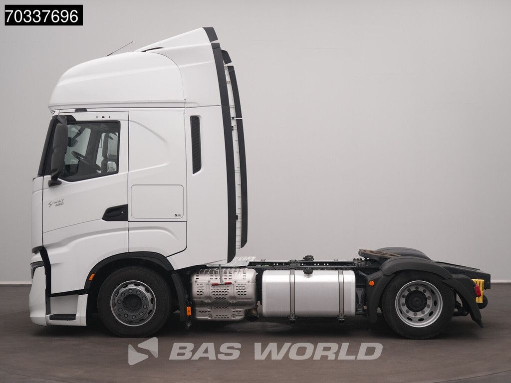 Iveco S-Way 460 4X2 Mega 2x Tanks Standklima Navi ACC