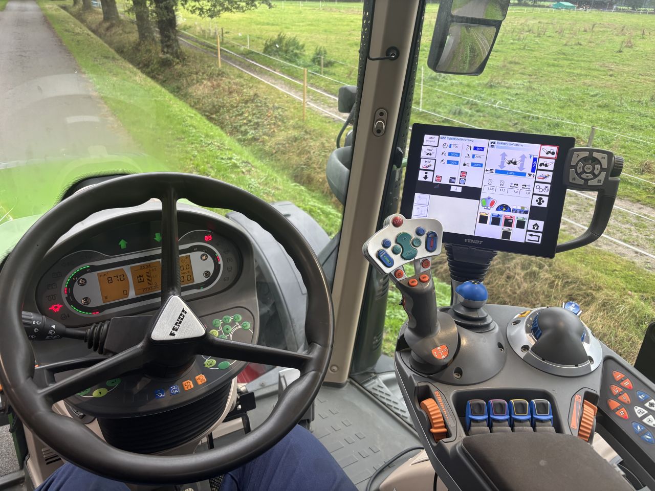 Fendt 512 S4 Vario Profi plus trekker