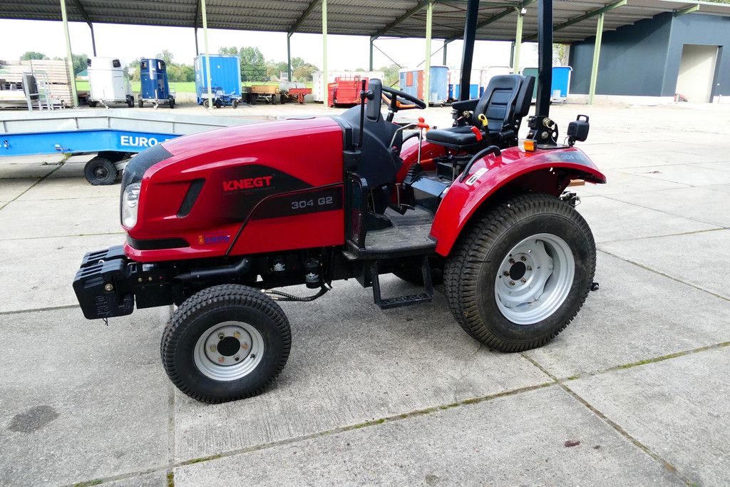 Knegt trekker 304G2