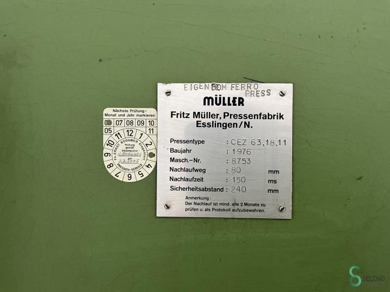 Hydraulic presses Müller CEZ 63.18.11 1976
