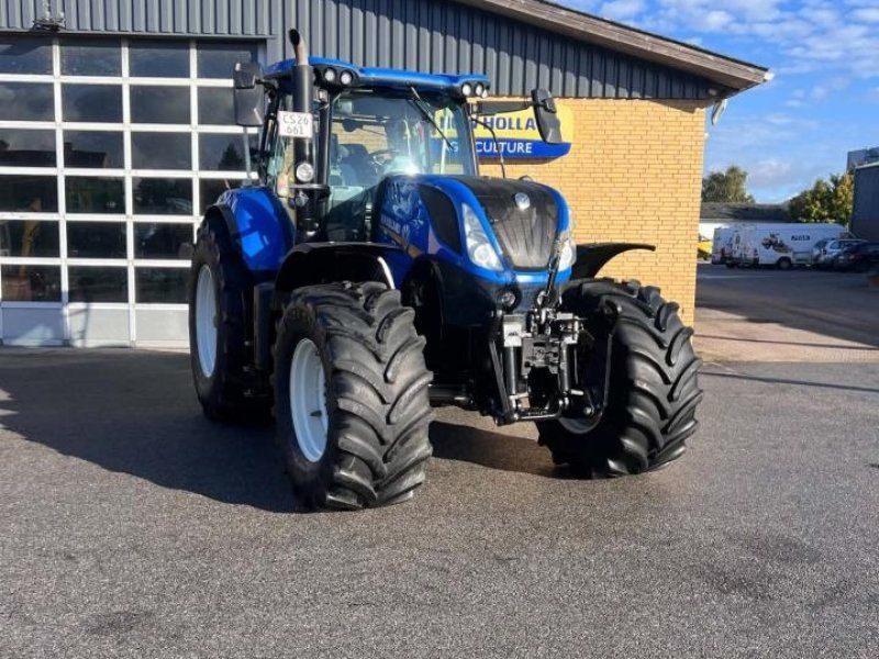 New Holland T7.270 AC STAGE V