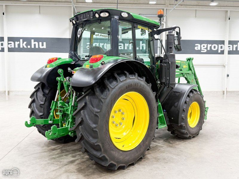 John Deere 6120M