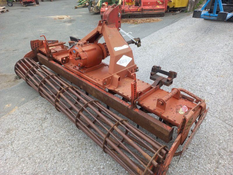 Kuhn HR 302 M