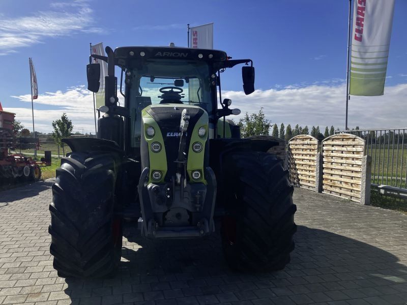 Claas ARION 660