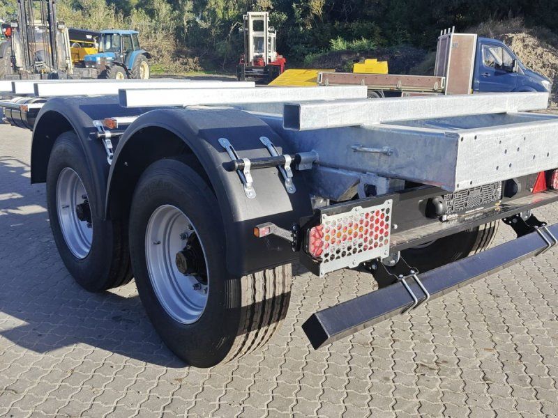 Hummel HM15Ton Saltspreder Chassi Tempo40 Tempo40 med Nr. Plade