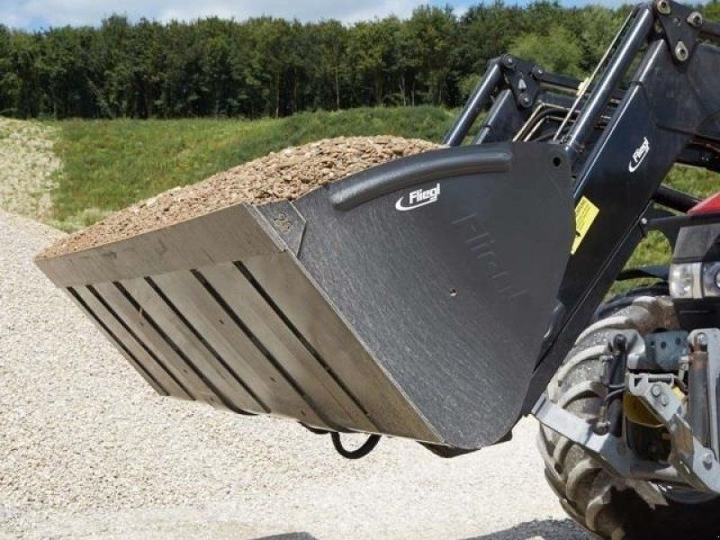 Fliegl VOLUMESKOVL 2200 STANDARD