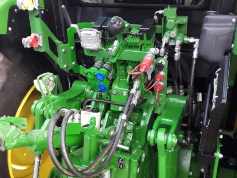 John Deere 5125 R