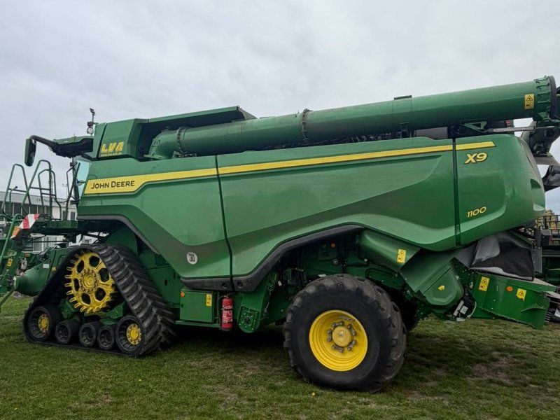 John Deere X9 1100 MY23 mit HD45X