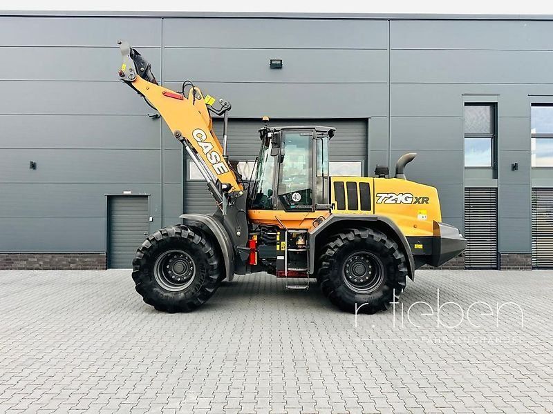 Case 721G XR ( New Holland W170D )