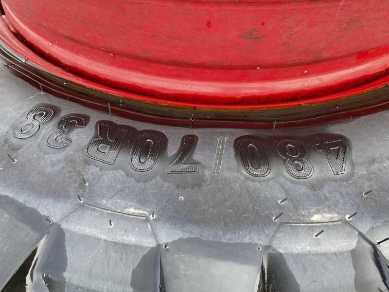 Fendt PETLAS, CEAT 480/70 R38