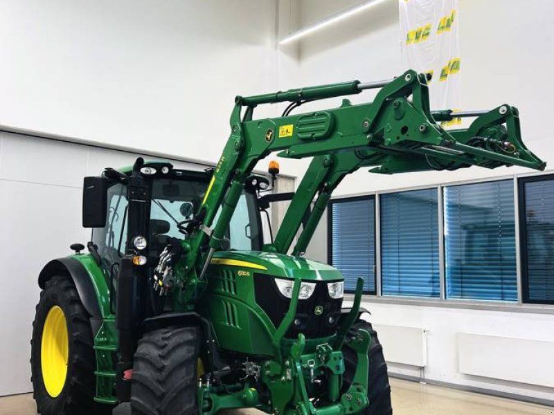 John Deere 6130R