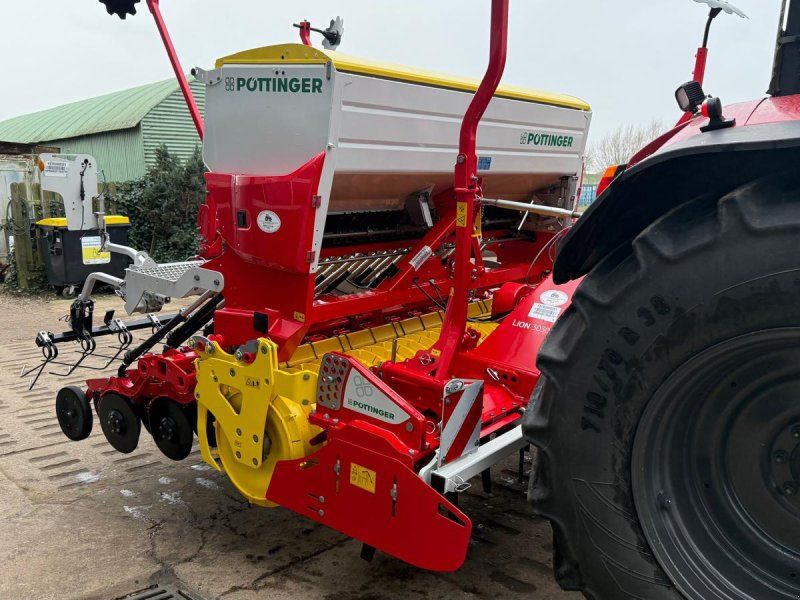 Pöttinger Lion 3030 + Vitasem M3000DD