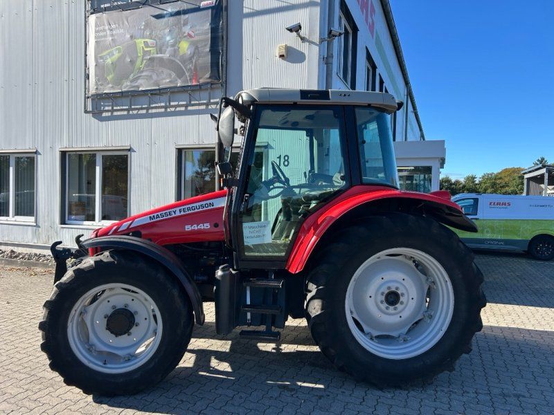Massey Ferguson 5445