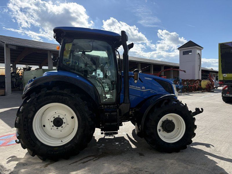 New Holland T5.110 Auto Command (Stage V)