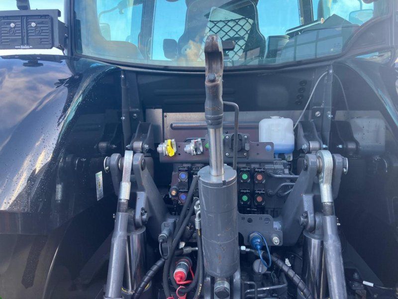 Kubota M7153 Premium KVT
