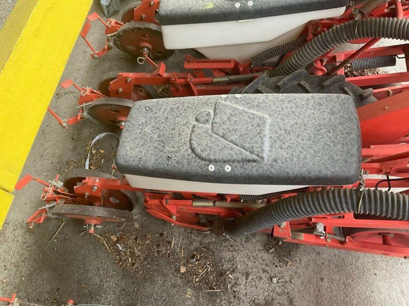 Kuhn PLanter 2