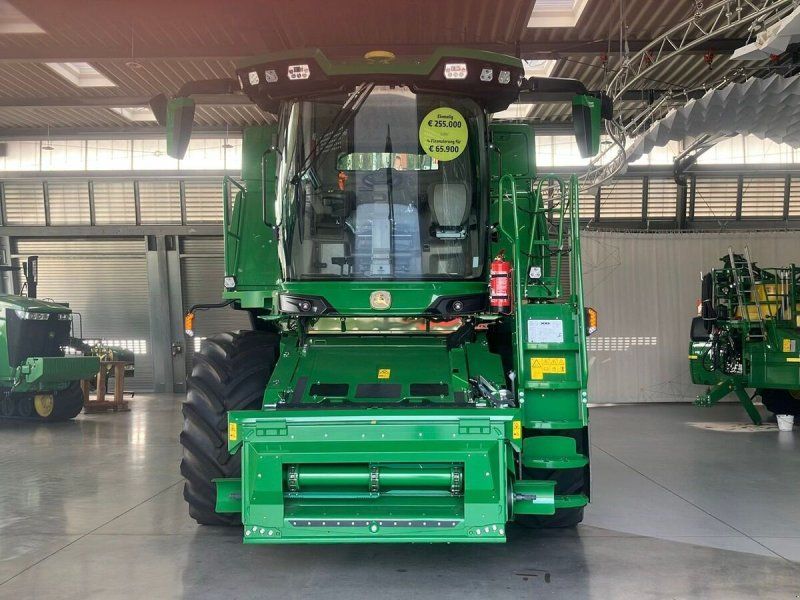 John Deere T5 400