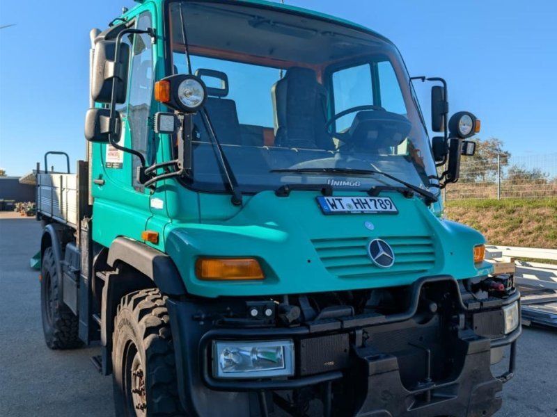 Mercedes-Benz U 300