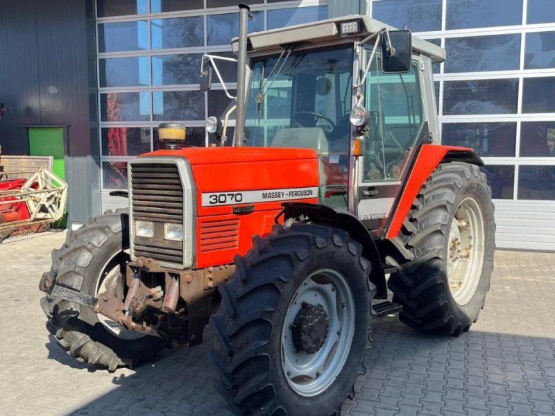 Massey Ferguson 3070
