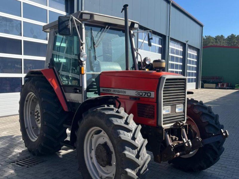Massey Ferguson 3070