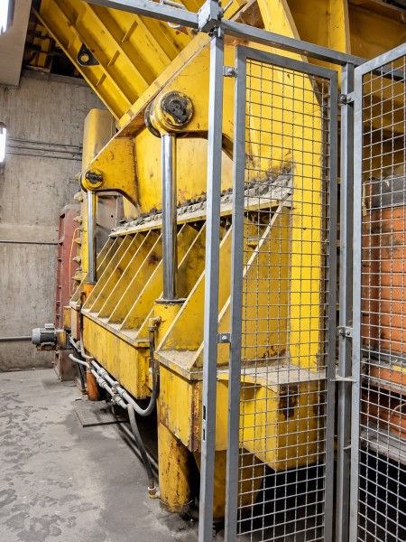 Lefort C 265T – Hochleistungs-Kombination aus hydraulischer Schrottpresse und Schere