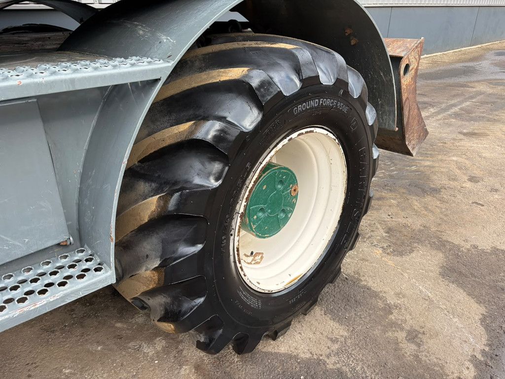 Liebherr A916