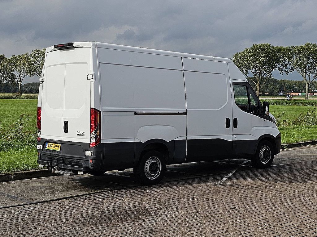 IVECO DAILY 35S16 L2H2 ac automaat EURO6