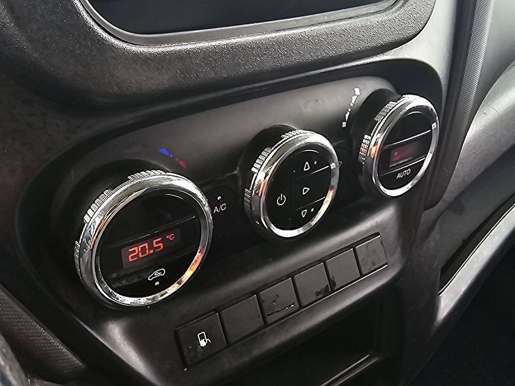 IVECO DAILY 35S16 L2H2 ac automaat EURO6