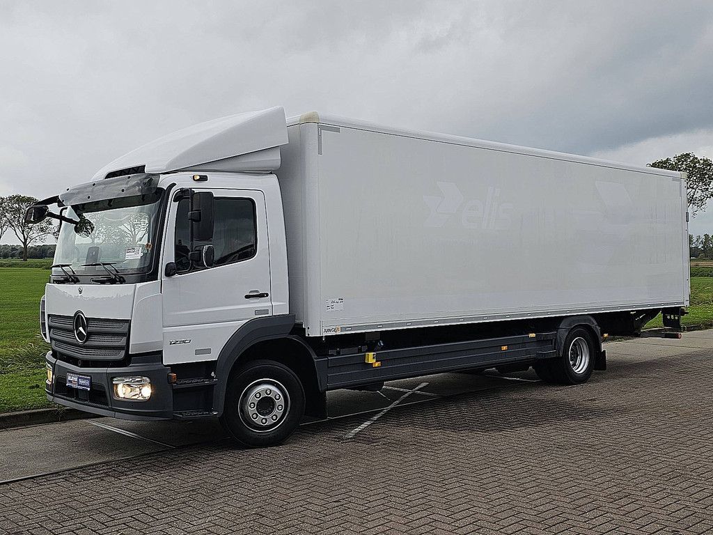 MERCEDES-BENZ ATEGO 1230 airco wb 536 lift