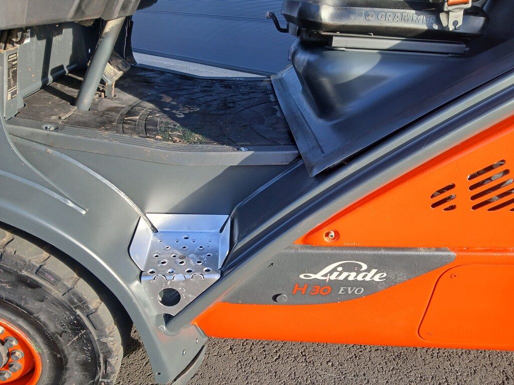 Linde H30D-02
