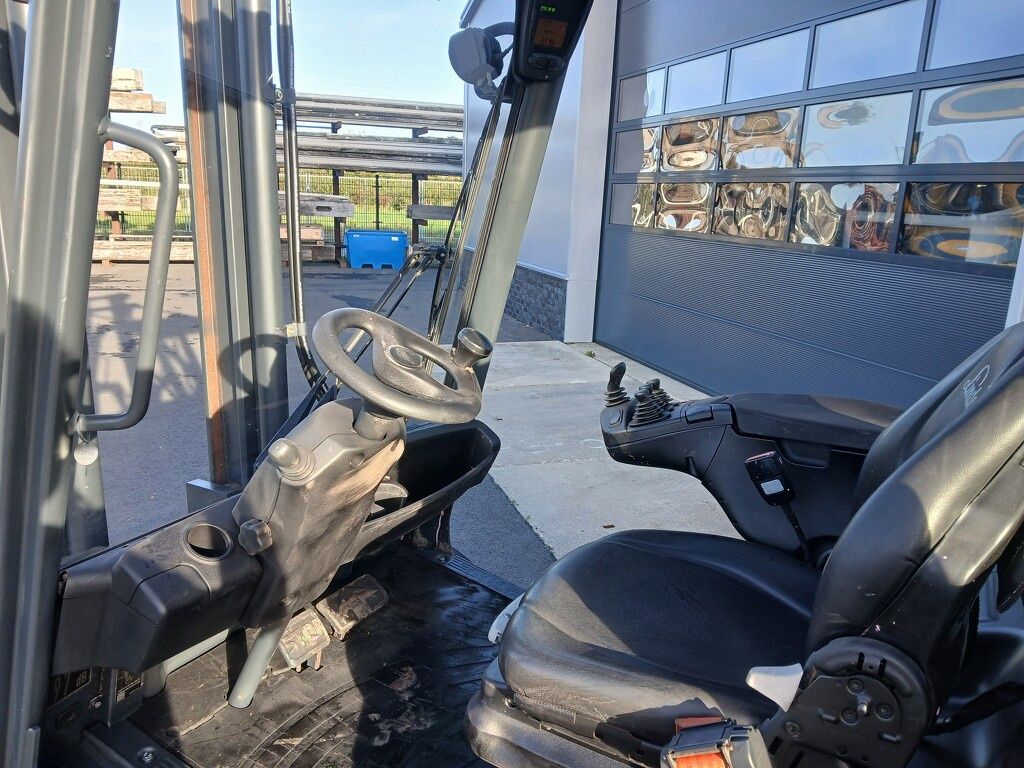 Linde H30D-02