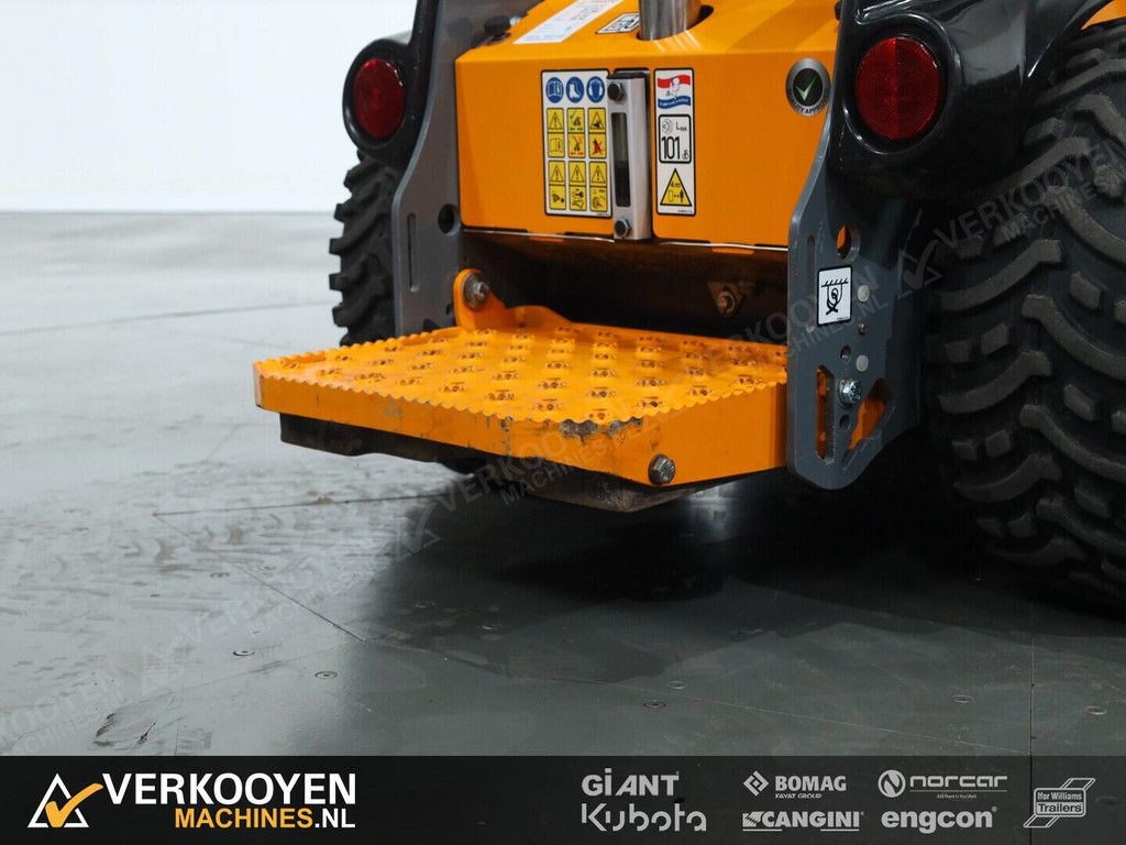 2021 Giant SK252D VK11054