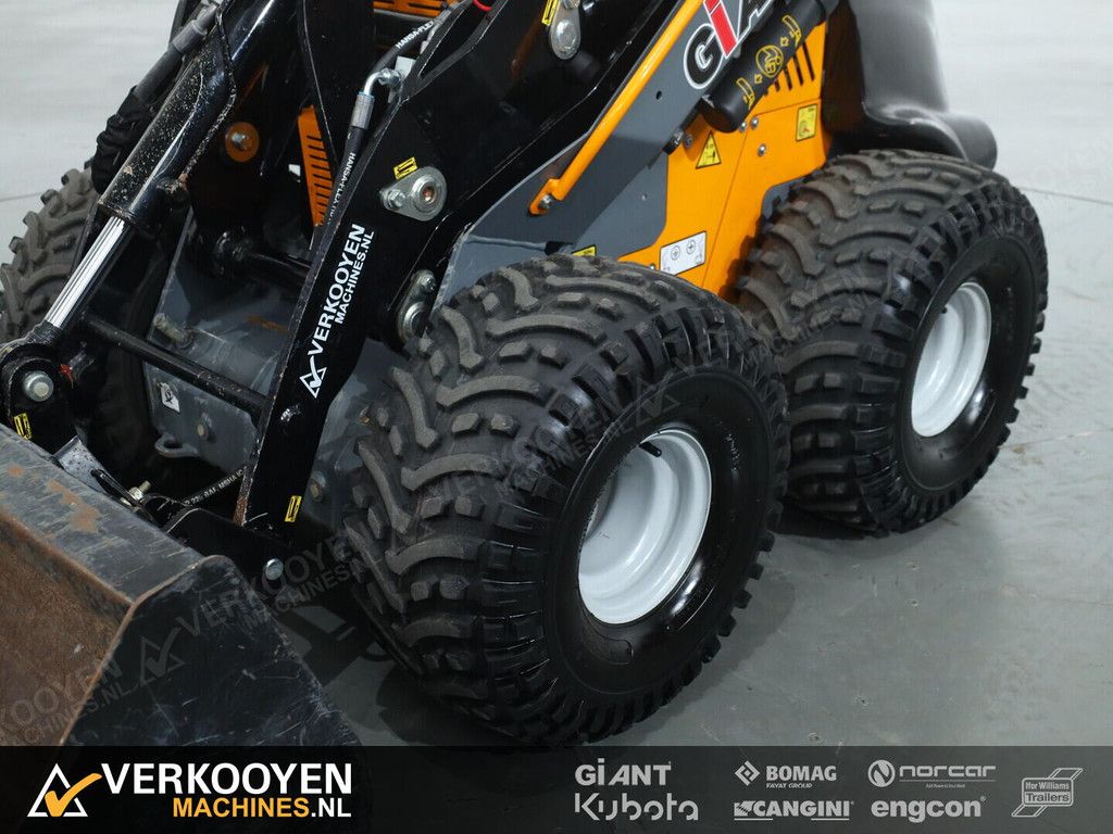 2021 Giant SK252D VK11054