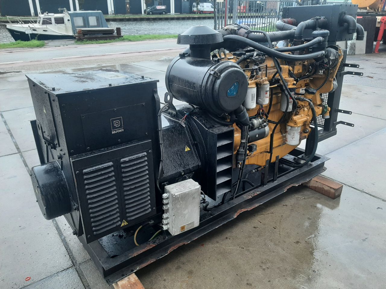 3x John Deere motor met generatoren mecc alte en stamford